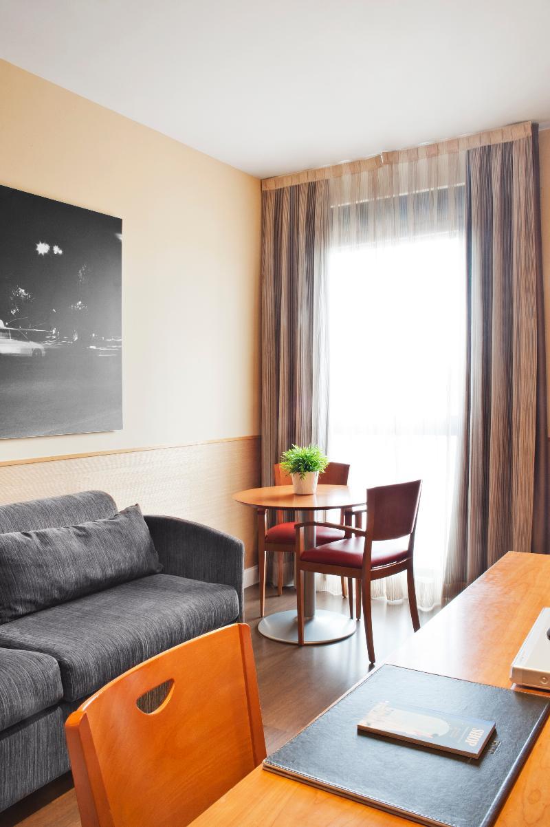 Limehome Madrid Calle De Don Ramon De La Cruz Zewnętrze zdjęcie